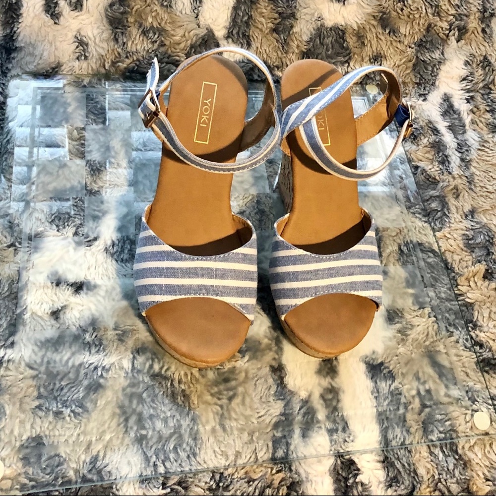 Yoki open toe wedge